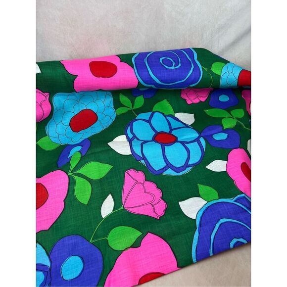Vintage Mod Flower Power Fabric 3 Yards x 46” - Picture 3 of 6